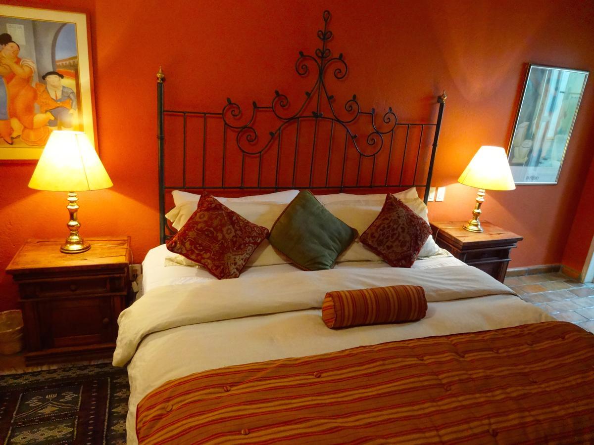 Bed and Breakfast Casa Calderoni Сан-Міґель-де-Альєнде Екстер'єр фото