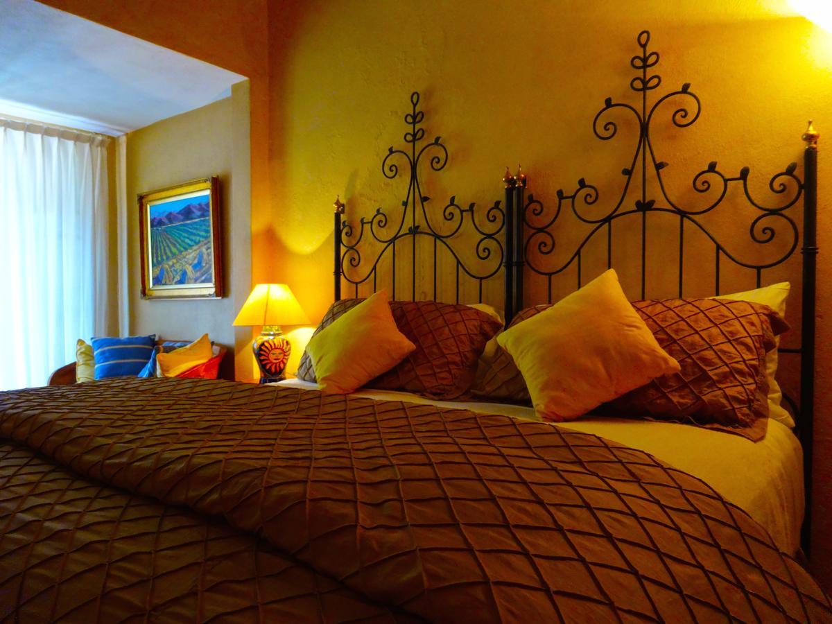 Bed and Breakfast Casa Calderoni Сан-Міґель-де-Альєнде Екстер'єр фото